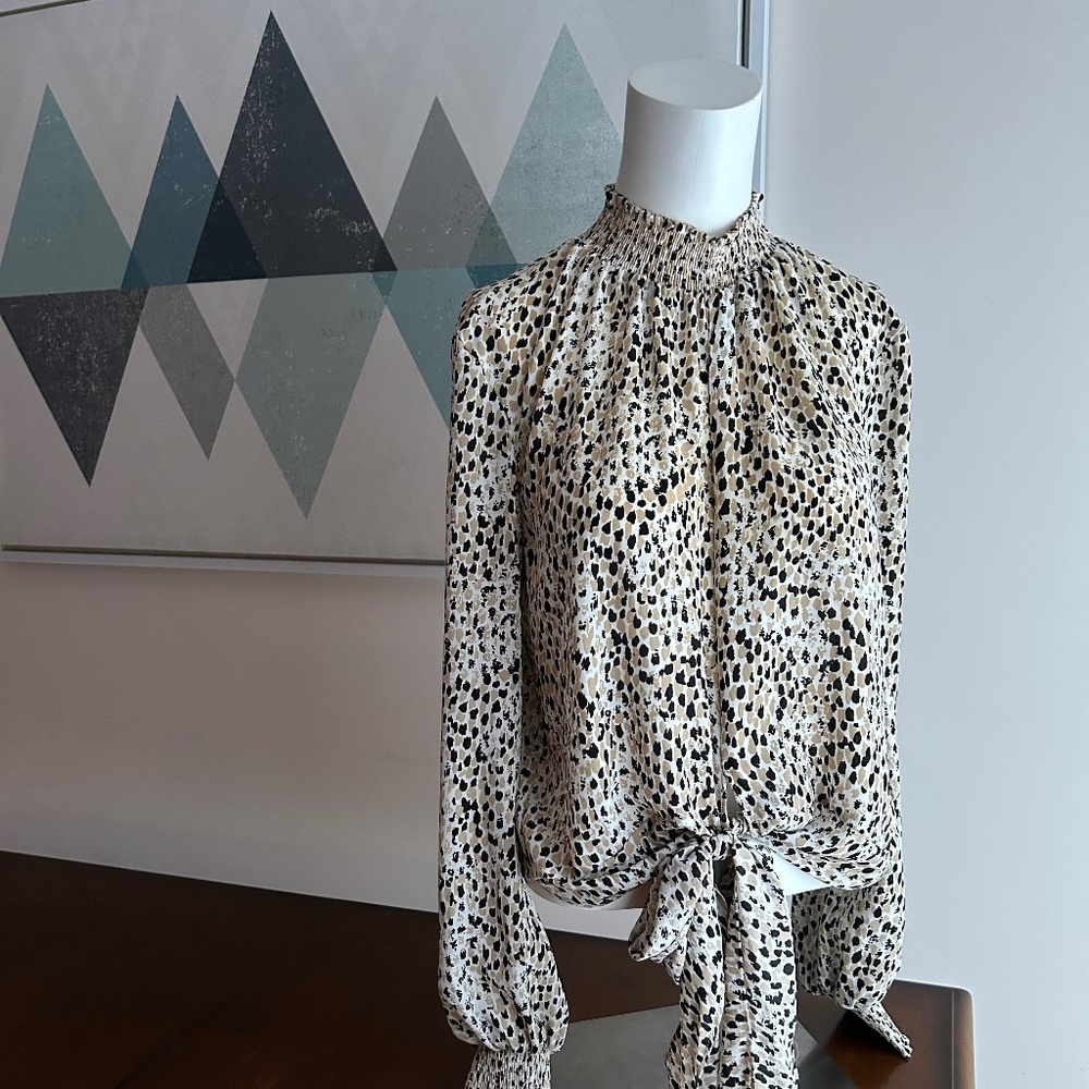 Maison Cinqcent⎪Tie Front Blouse